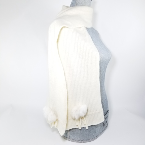Lord & Taylor Accessories - NWT Vintage Lord & Taylor Wool Angora Scarf